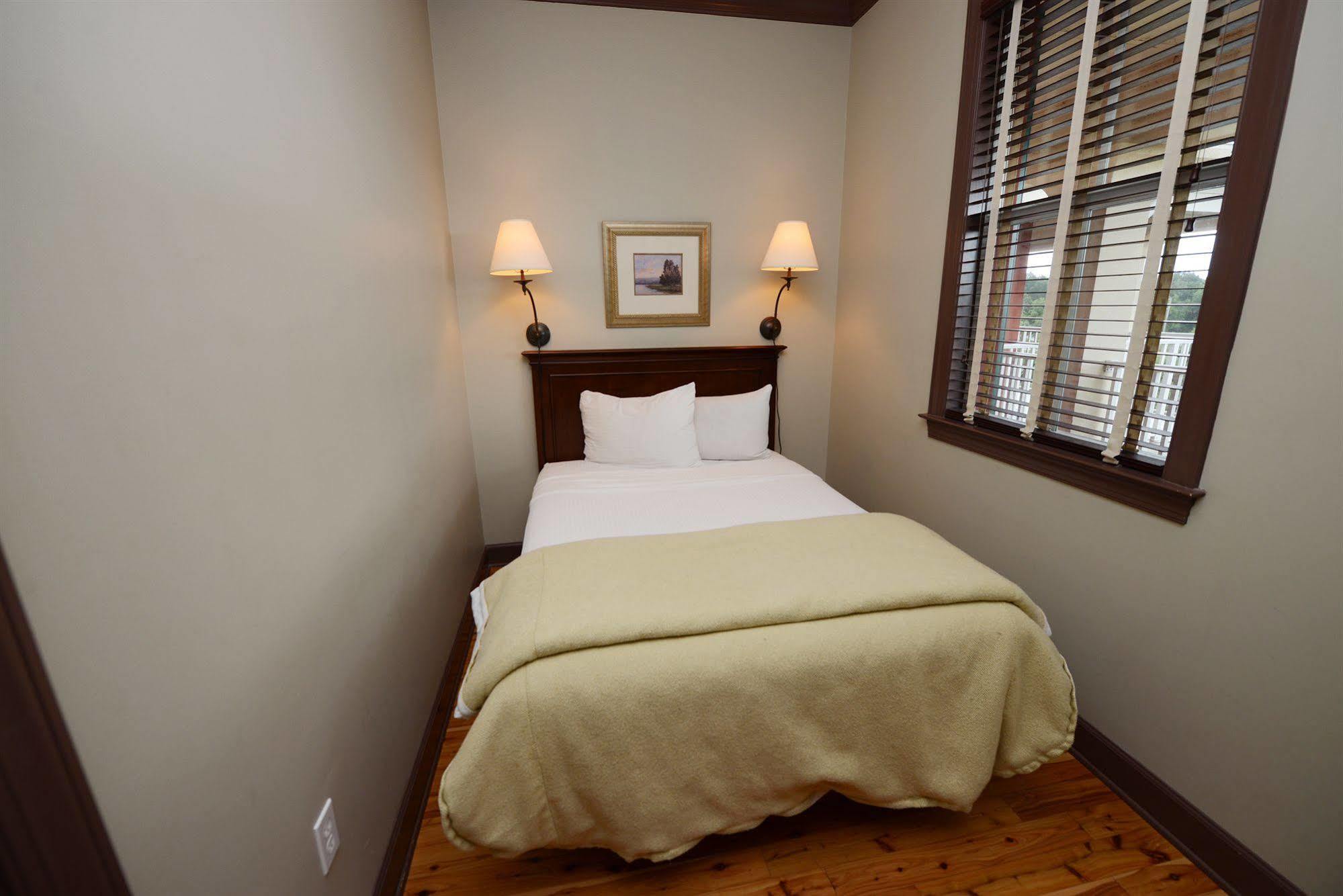 Water Street Hotel & Marina, Ascend Hotel Collection Apalachicola  Kültér fotó